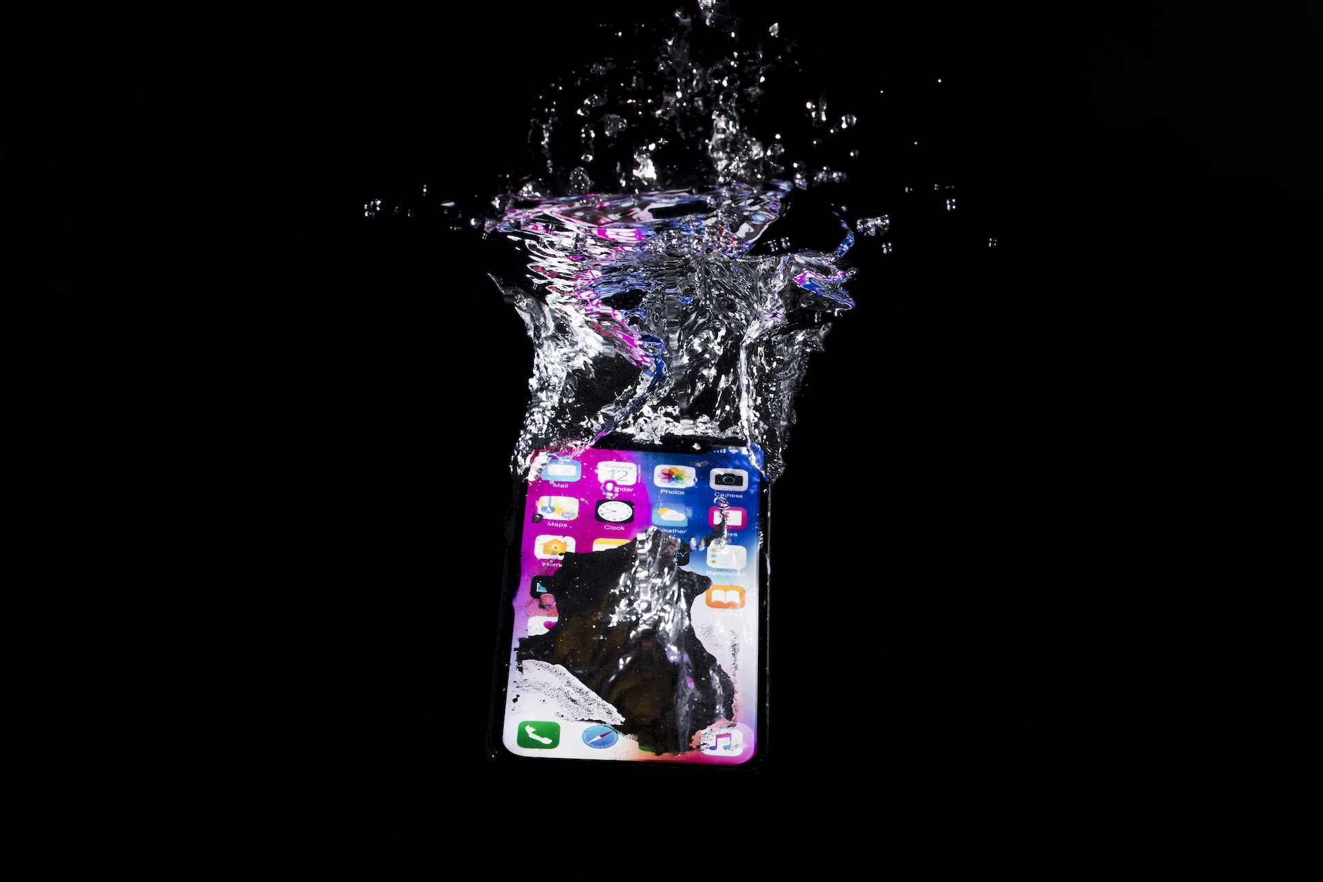 iPhone Dropped in Water and Submerged